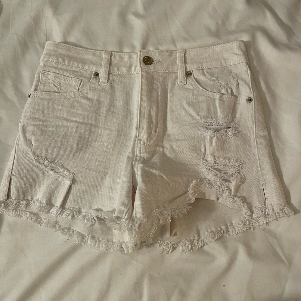 womens white jean shorts